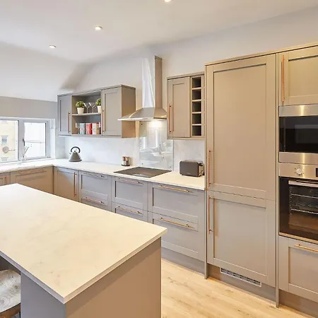 Avenue Victoria - Stunning Seaview And Castle View - Near Amenities And בית נופש *