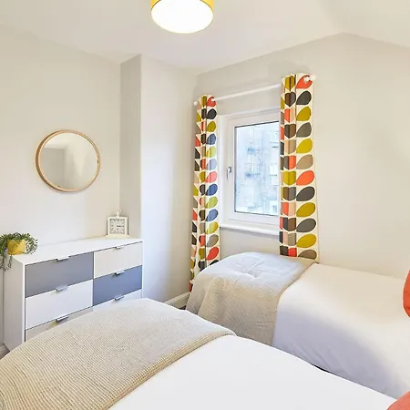 בית נופש Avenue Victoria - Stunning Seaview And Castle View - Near Amenities And