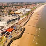 Avenue Victoria - Stunning Seaview And Castle View - Near Amenities And * Scarborough