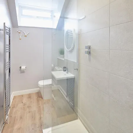 Avenue Victoria - Stunning Seaview And Castle View - Near Amenities And