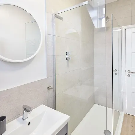 펜션 Avenue Victoria - Stunning Seaview And Castle View - Near Amenities And *