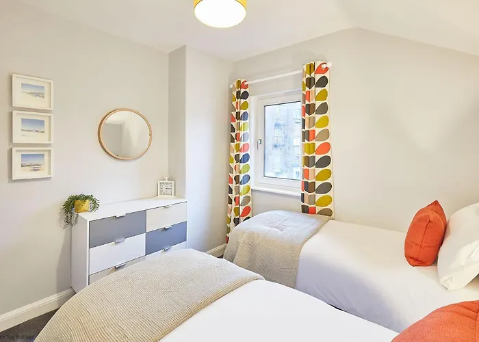 Дом отдыха Avenue Victoria - Stunning Seaview And Castle View - Near Amenities And