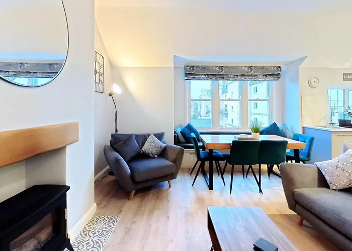 Дом отдыха Avenue Victoria - Stunning Seaview And Castle View - Near Amenities And